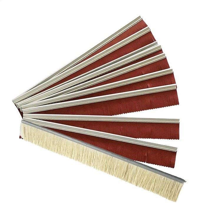 Strip brush machine with Sanding paper or Central foil or Rubber